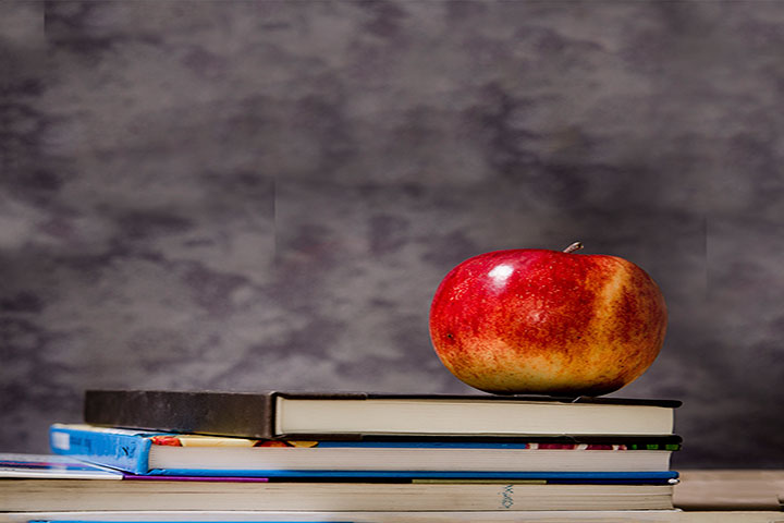 apple-blur-book-800-edit